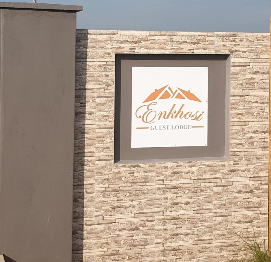 Nhlangano Enkhosi Guest Lodge מראה חיצוני תמונה